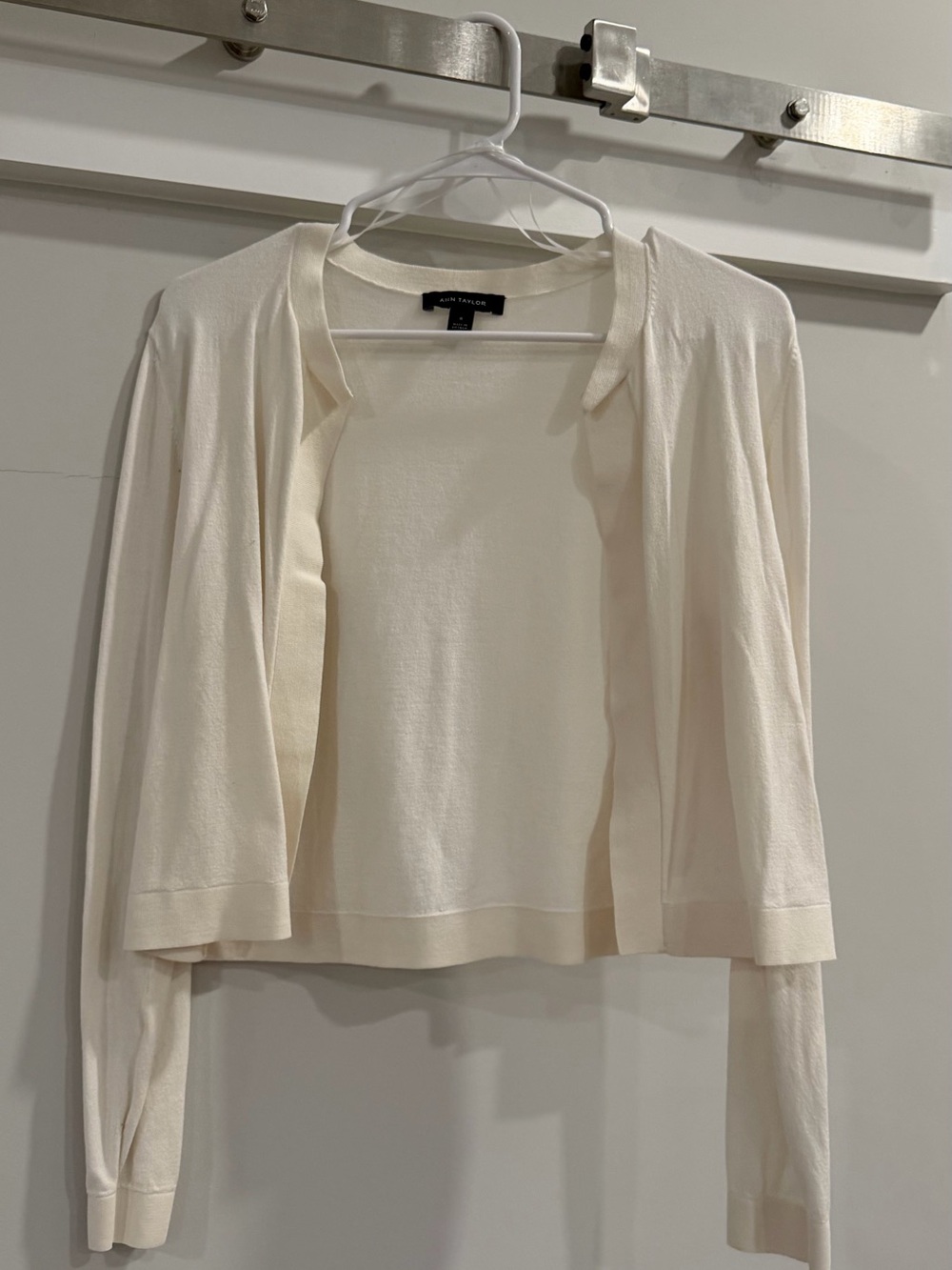 Ann Taylor Cream Ivory Open Front Cardigan Sweater Size Medium
